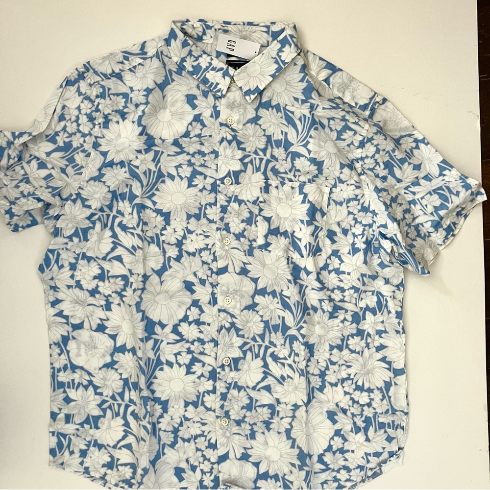 GAP Linen Blue and White Floral print Casual Short Sleeve Shirt size L, NWT